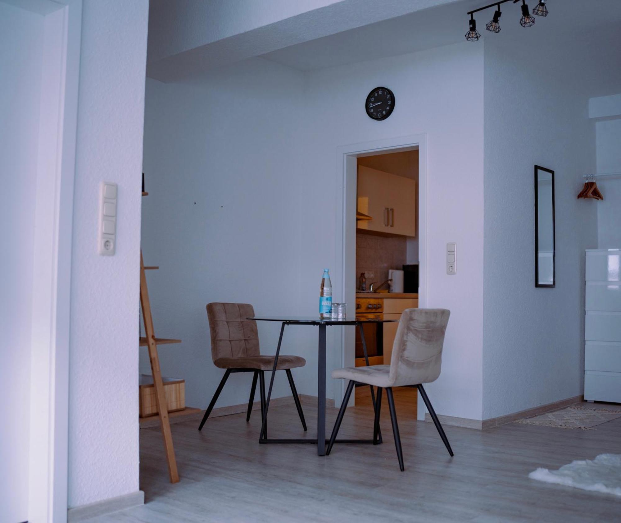 Schoenes Apartment In Der Altstadt , Kostenlose Parkplaetze In Der Naehe Emden Zewnętrze zdjęcie